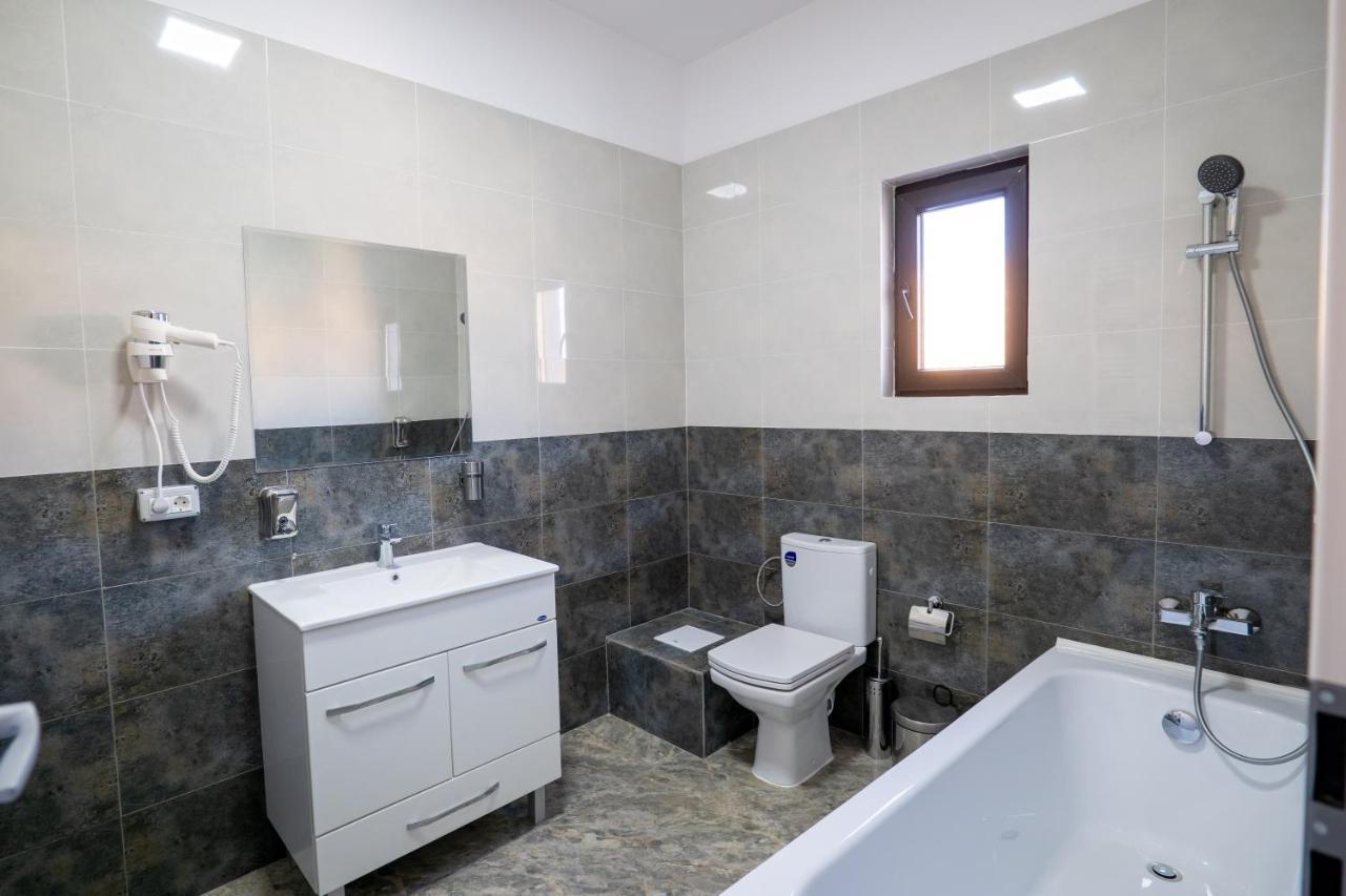 Simona Hotel Bucharest